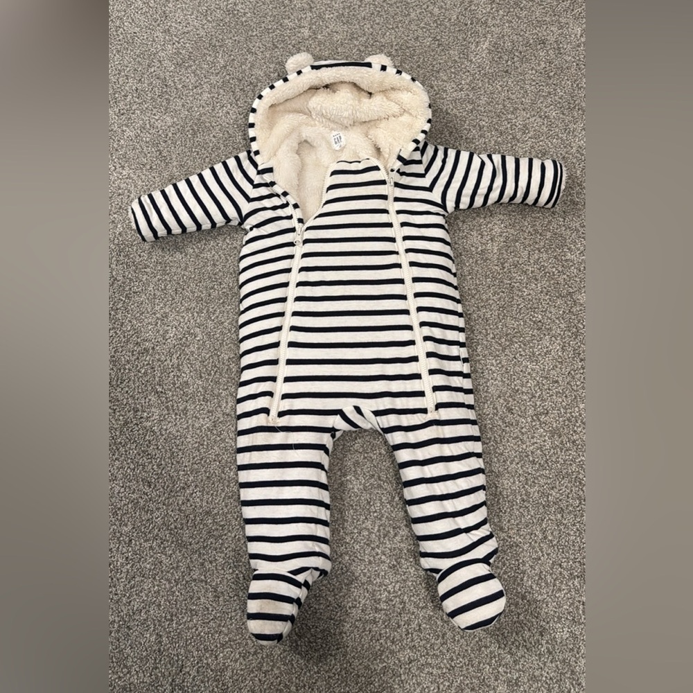 BABY GAP Black and White Striped Hooded Footie, Sherpa, Double Zipper